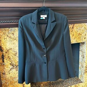 Career Women’s Jacket - Size 12